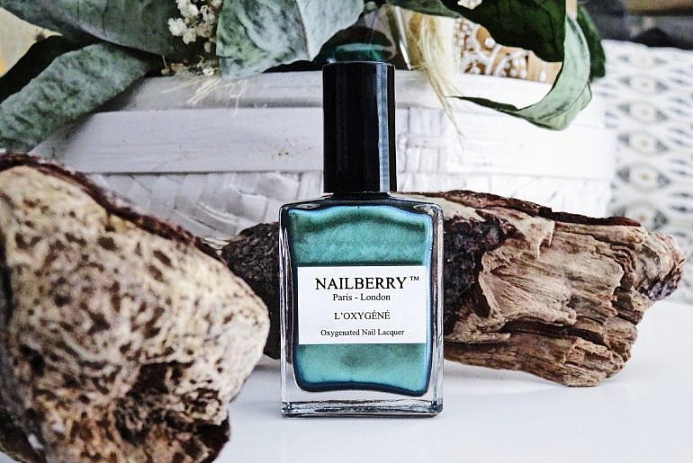 vernis-glamazon-nailberry