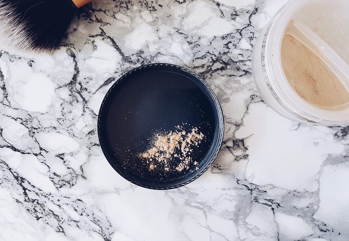 fond de teint minéral lily lolo